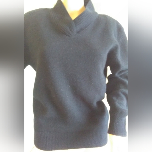 VINTAGE SWEATER BY SELLECCA BLACK W/ LAMBSWOOL & ANGORA SZ. SM RIBBED CUFF/ HEM - Picture 4 of 6